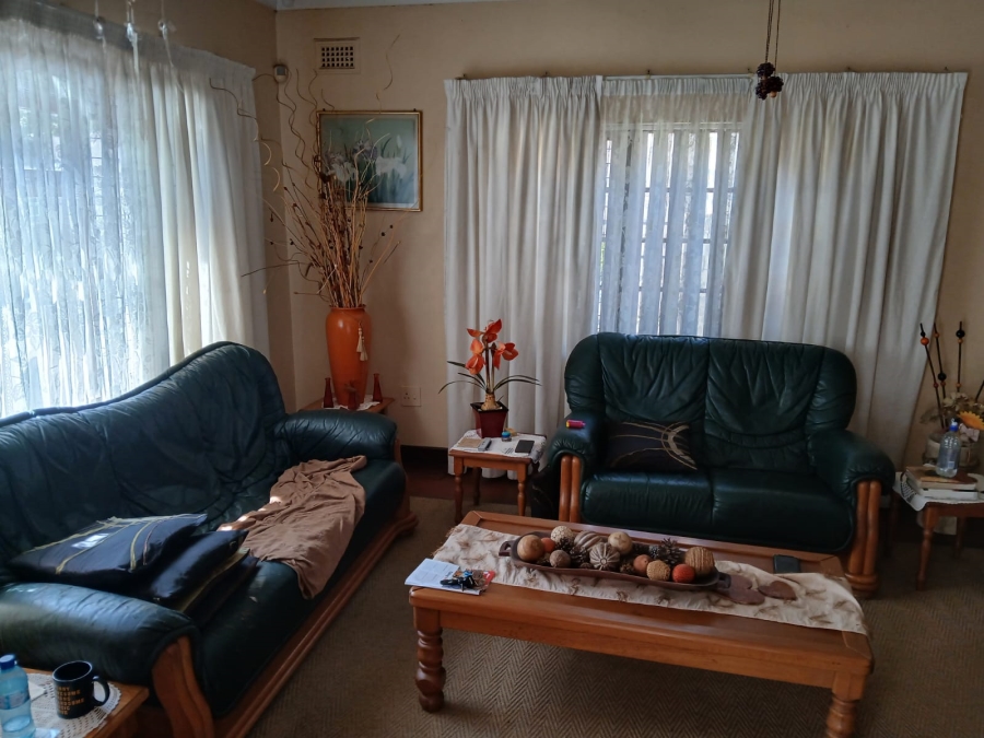 3 Bedroom Property for Sale in Mount Vernon KwaZulu-Natal