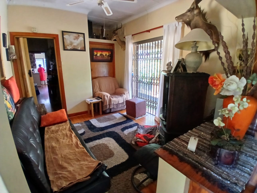 3 Bedroom Property for Sale in Mount Vernon KwaZulu-Natal