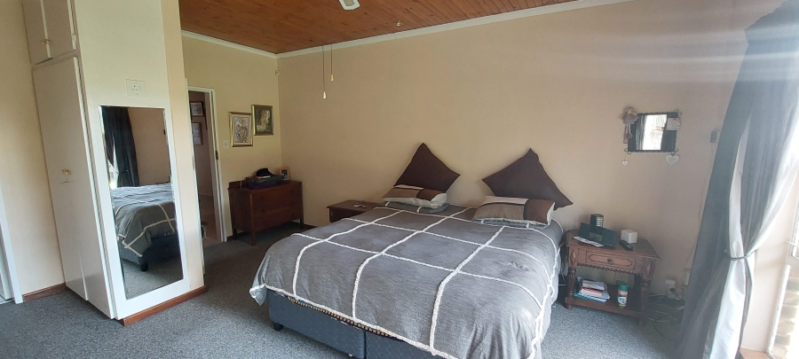 3 Bedroom Property for Sale in Aviary Hill KwaZulu-Natal