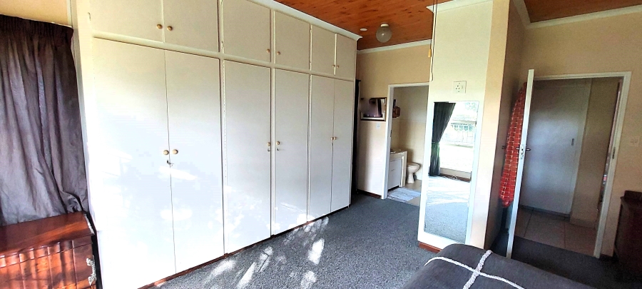 3 Bedroom Property for Sale in Aviary Hill KwaZulu-Natal