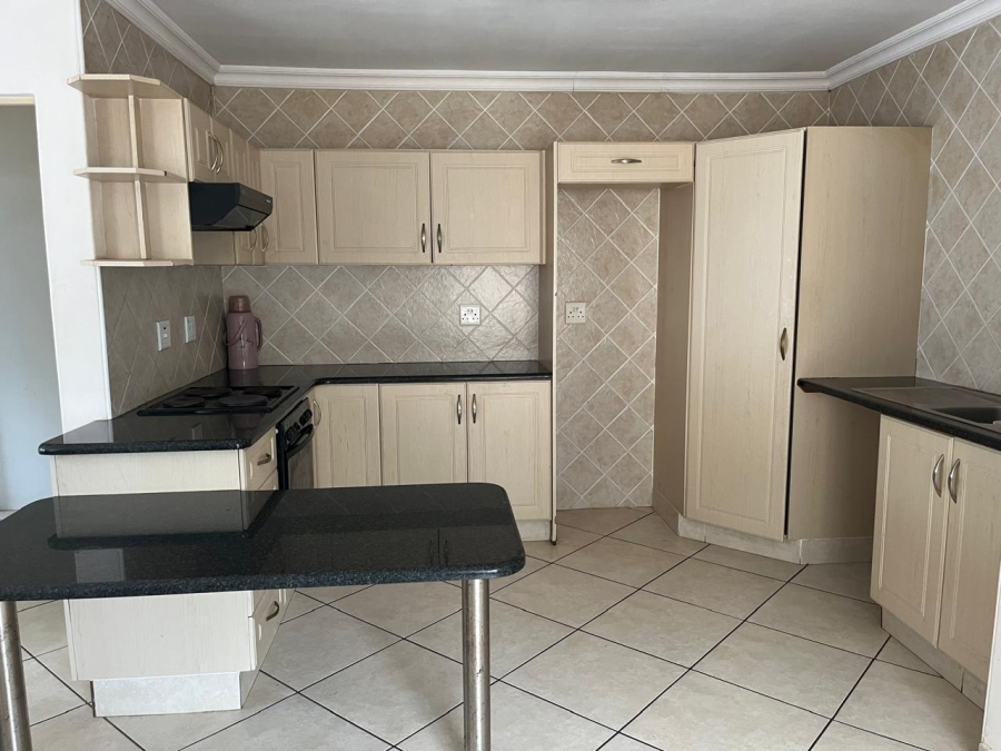 To Let 2 Bedroom Property for Rent in Kwambonambi KwaZulu-Natal