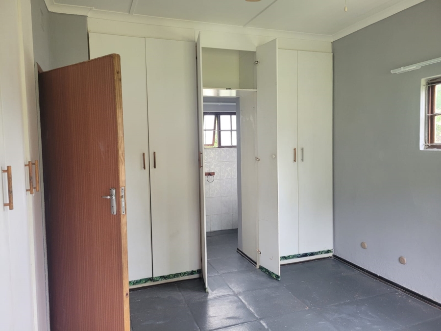 3 Bedroom Property for Sale in Uvongo KwaZulu-Natal