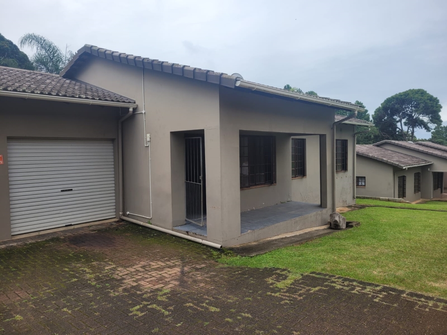 3 Bedroom Property for Sale in Uvongo KwaZulu-Natal