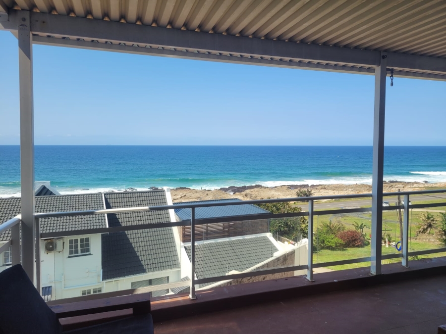 To Let 6 Bedroom Property for Rent in Manaba Beach KwaZulu-Natal