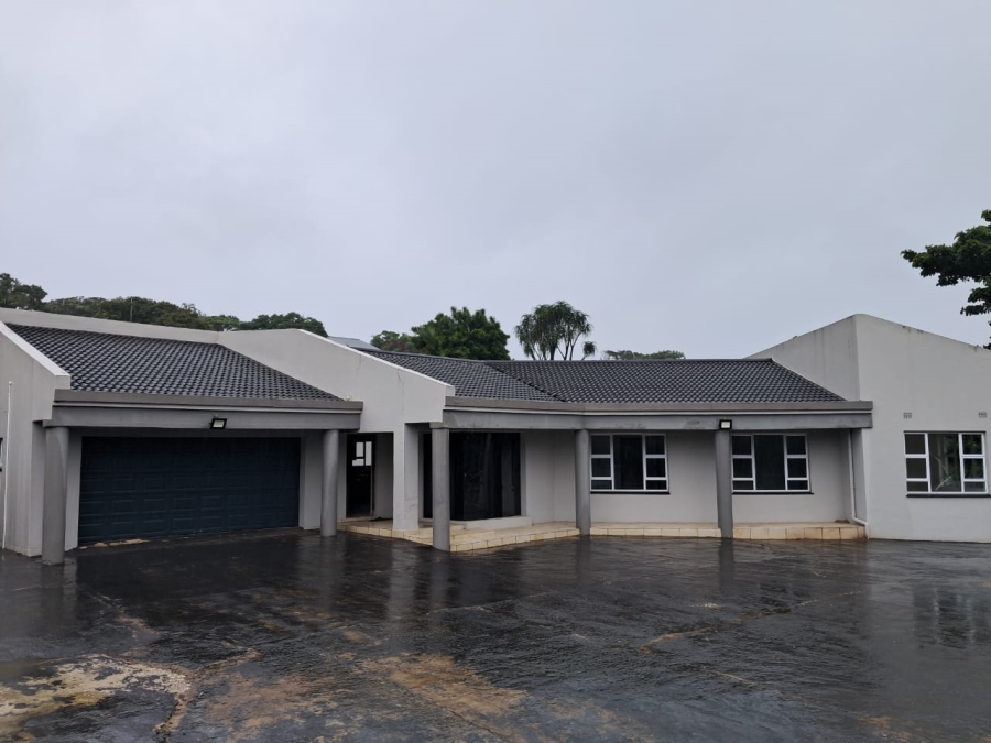 4 Bedroom Property for Sale in Oslo Beach KwaZulu-Natal