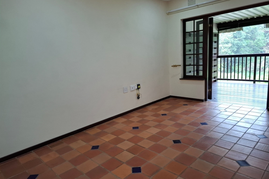 To Let 2 Bedroom Property for Rent in Margate KwaZulu-Natal