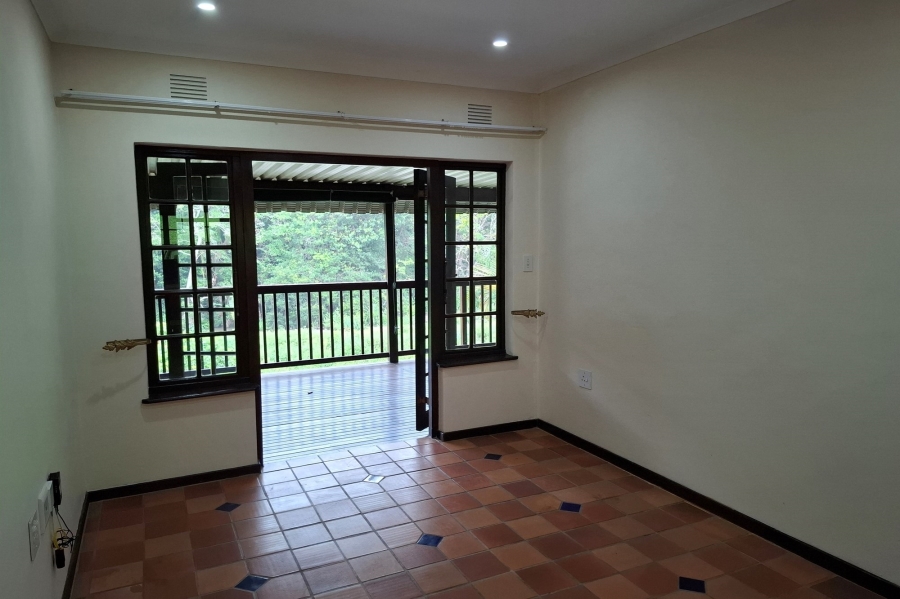 To Let 2 Bedroom Property for Rent in Margate KwaZulu-Natal