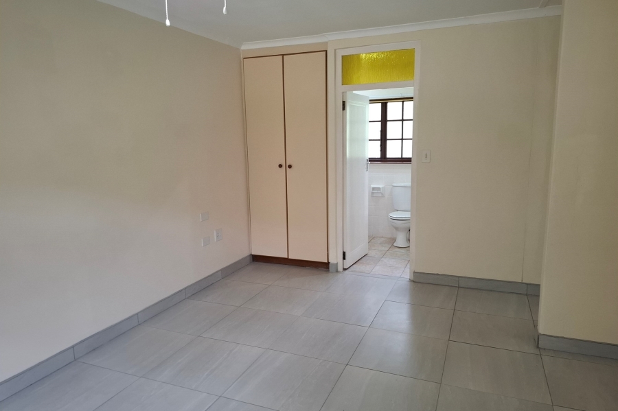 To Let 2 Bedroom Property for Rent in Margate KwaZulu-Natal