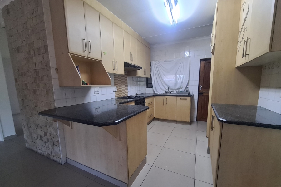 To Let 3 Bedroom Property for Rent in Birdswood KwaZulu-Natal