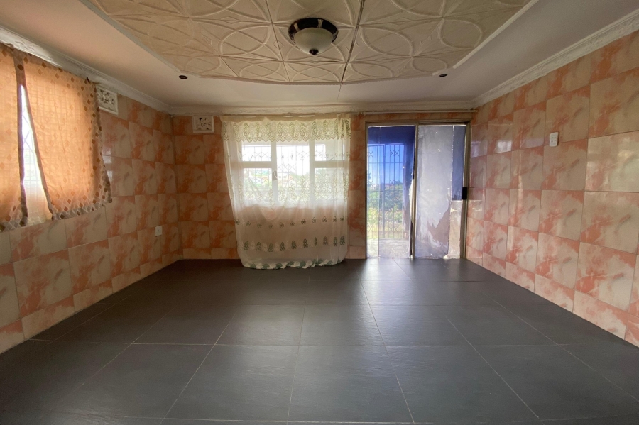 4 Bedroom Property for Sale in Folweni C KwaZulu-Natal