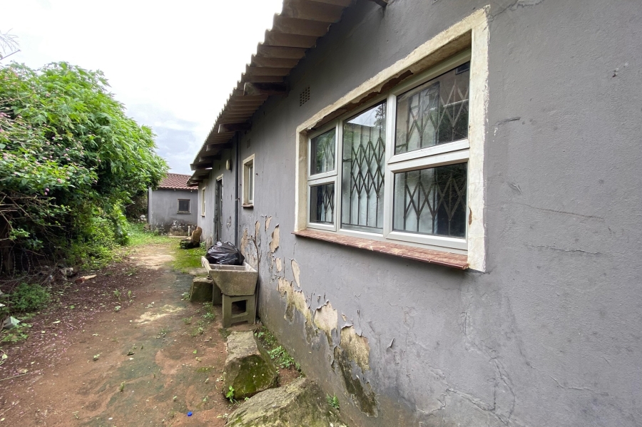 4 Bedroom Property for Sale in Folweni C KwaZulu-Natal