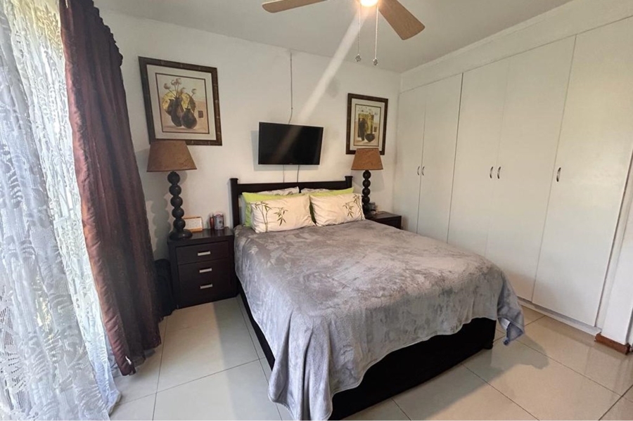 1 Bedroom Property for Sale in Bellair KwaZulu-Natal