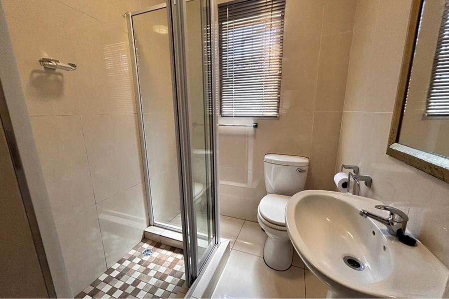 1 Bedroom Property for Sale in Bellair KwaZulu-Natal