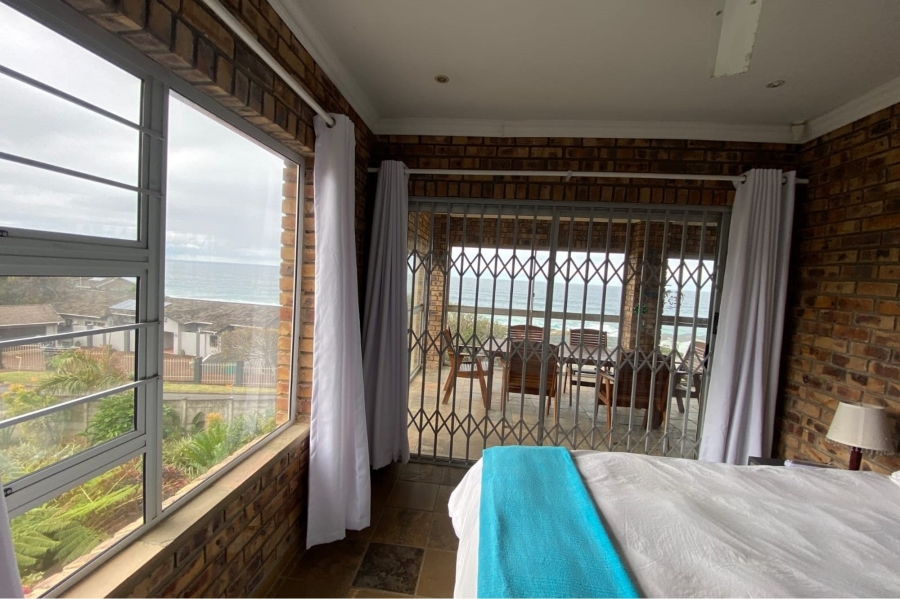 10 Bedroom Property for Sale in Manaba Beach KwaZulu-Natal