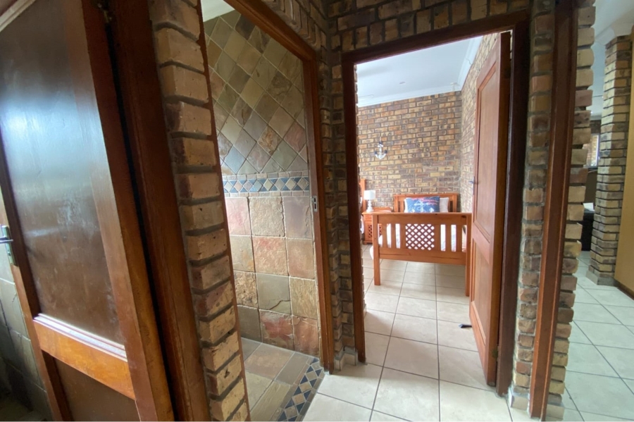 10 Bedroom Property for Sale in Manaba Beach KwaZulu-Natal