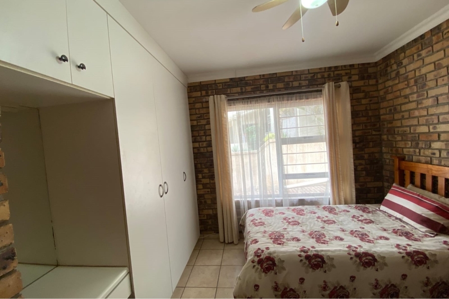 10 Bedroom Property for Sale in Manaba Beach KwaZulu-Natal