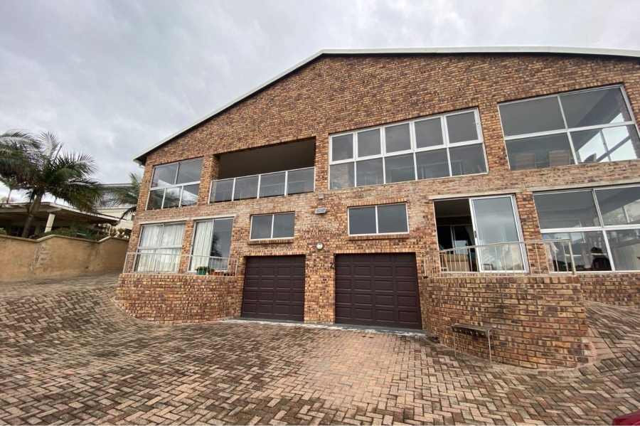 10 Bedroom Property for Sale in Manaba Beach KwaZulu-Natal