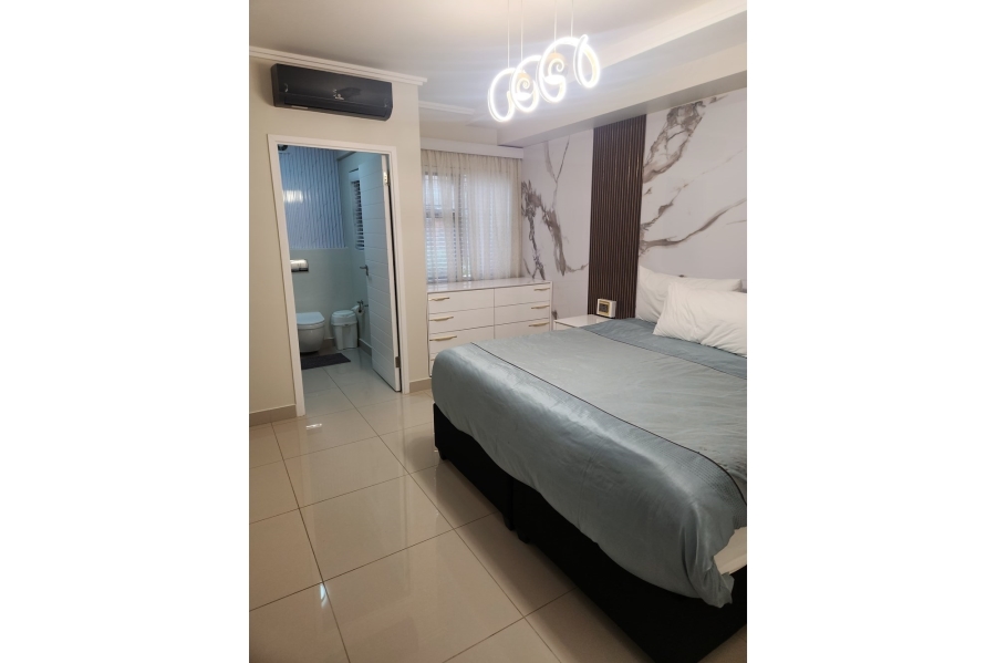 2 Bedroom Property for Sale in Umhlanga Ridge KwaZulu-Natal