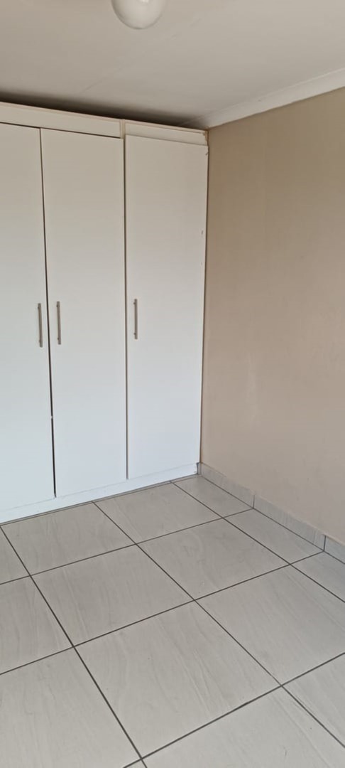 To Let 2 Bedroom Property for Rent in Montclair KwaZulu-Natal