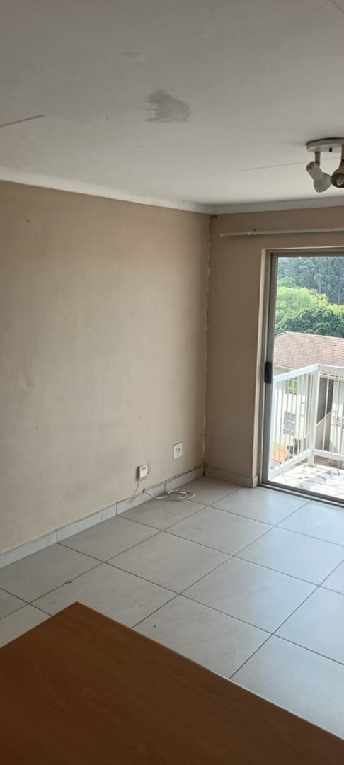 To Let 2 Bedroom Property for Rent in Montclair KwaZulu-Natal