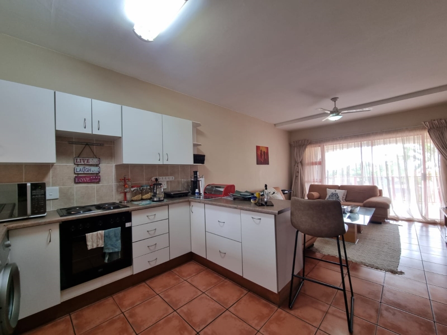 To Let 2 Bedroom Property for Rent in Uvongo KwaZulu-Natal