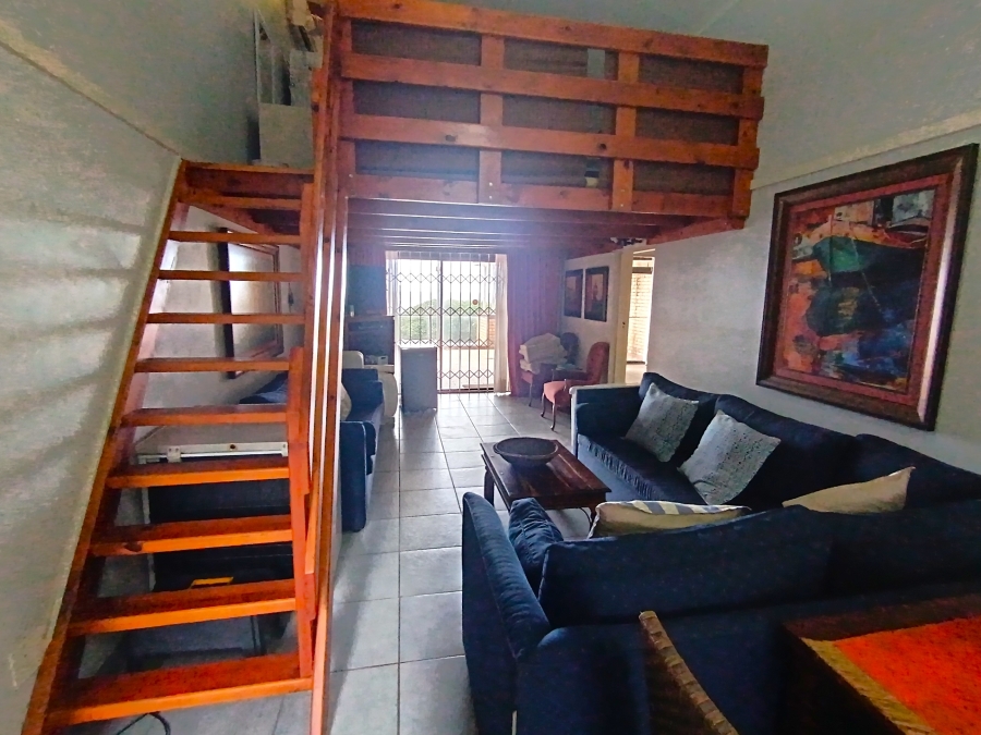 4 Bedroom Property for Sale in Catalina Bay KwaZulu-Natal