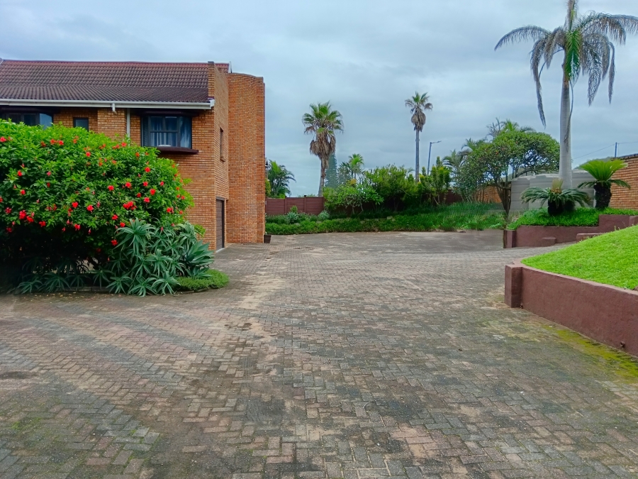 4 Bedroom Property for Sale in Catalina Bay KwaZulu-Natal