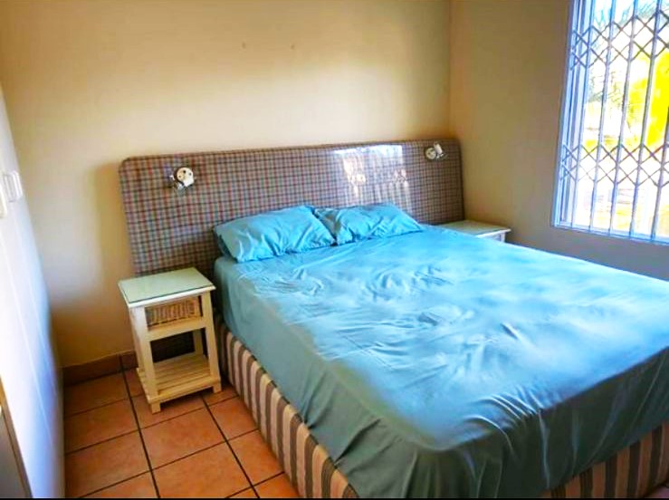 2 Bedroom Property for Sale in Uvongo Beach KwaZulu-Natal