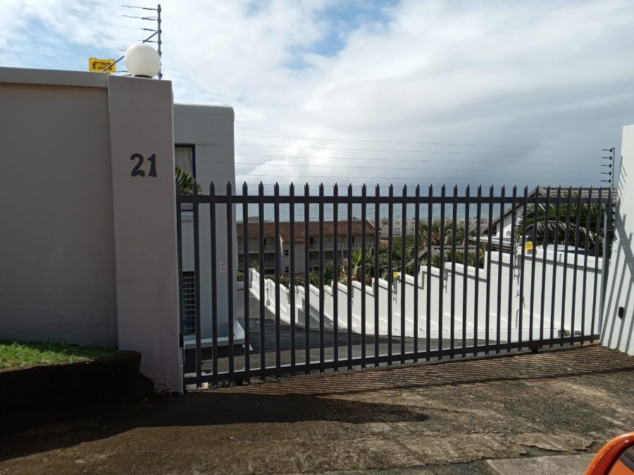2 Bedroom Property for Sale in Margate KwaZulu-Natal