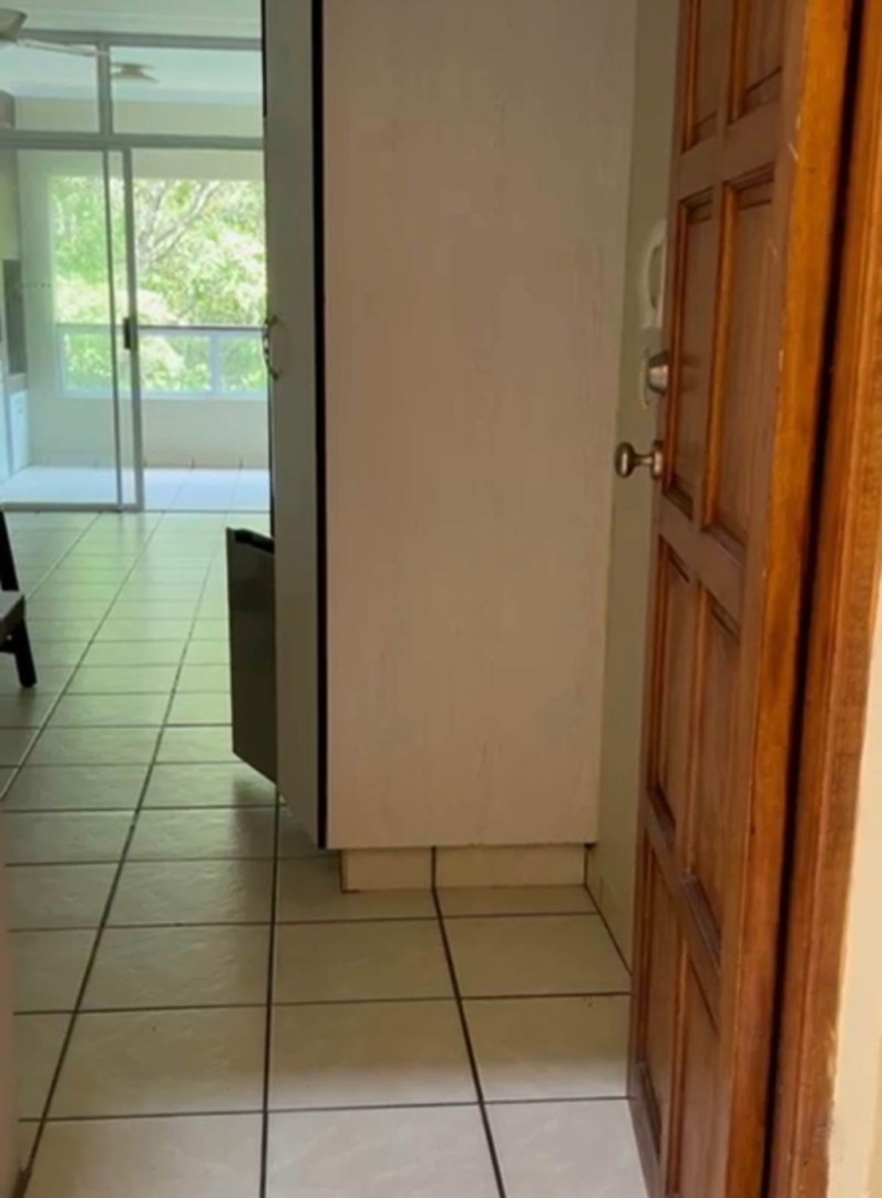 2 Bedroom Property for Sale in Uvongo KwaZulu-Natal