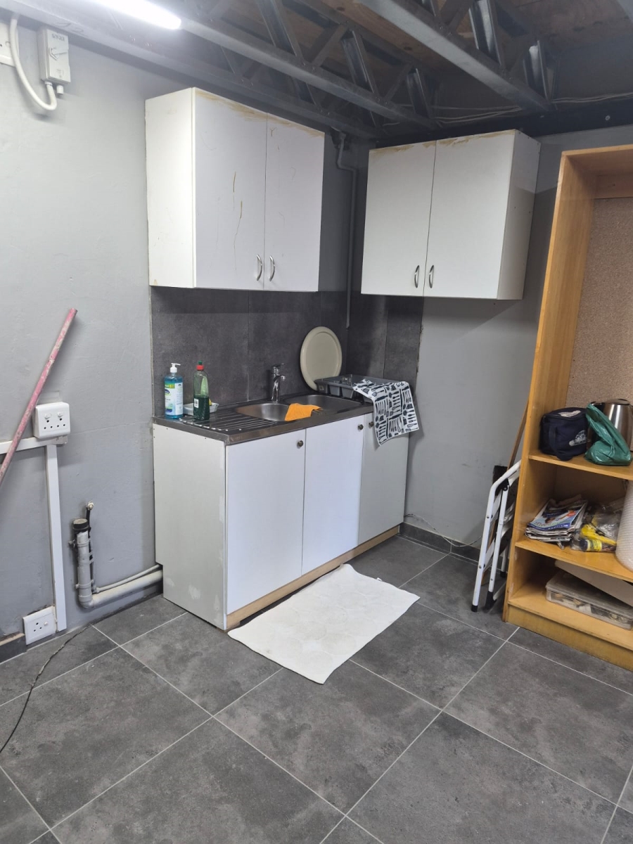 To Let Commercial Property for Rent in Umhlanga KwaZulu-Natal