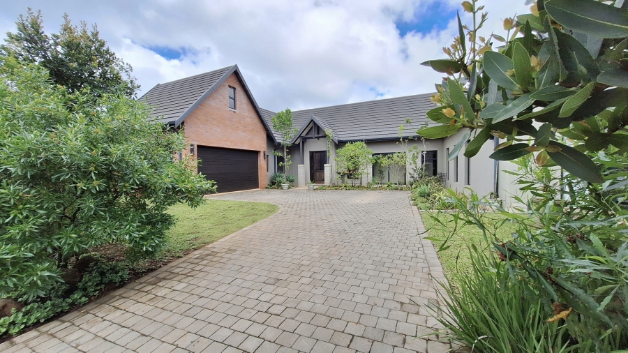 4 Bedroom Property for Sale in Cotswold Downs Estates KwaZulu-Natal