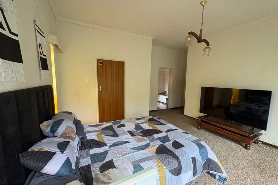 4 Bedroom Property for Sale in Huttenheights KwaZulu-Natal