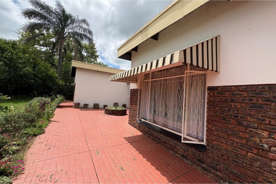 4 Bedroom Property for Sale in Huttenheights KwaZulu-Natal