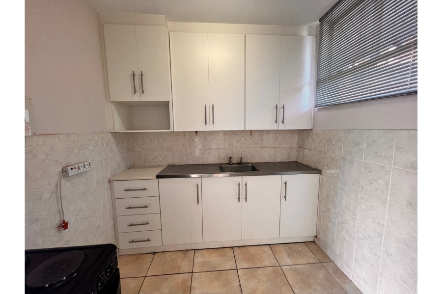 To Let 0 Bedroom Property for Rent in Essenwood KwaZulu-Natal