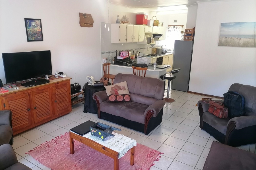 To Let 2 Bedroom Property for Rent in Margate KwaZulu-Natal