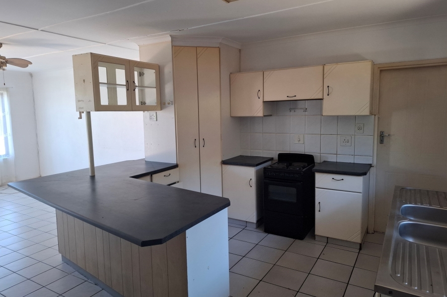 To Let 3 Bedroom Property for Rent in Ramsgate KwaZulu-Natal