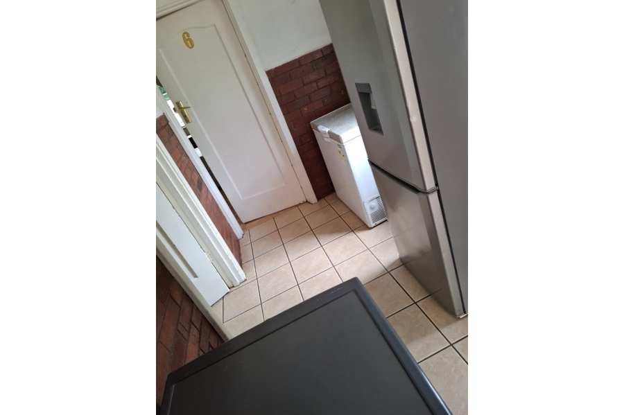 To Let 1 Bedroom Property for Rent in Scottsville KwaZulu-Natal