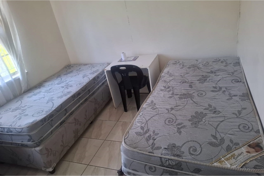 To Let 1 Bedroom Property for Rent in Scottsville KwaZulu-Natal