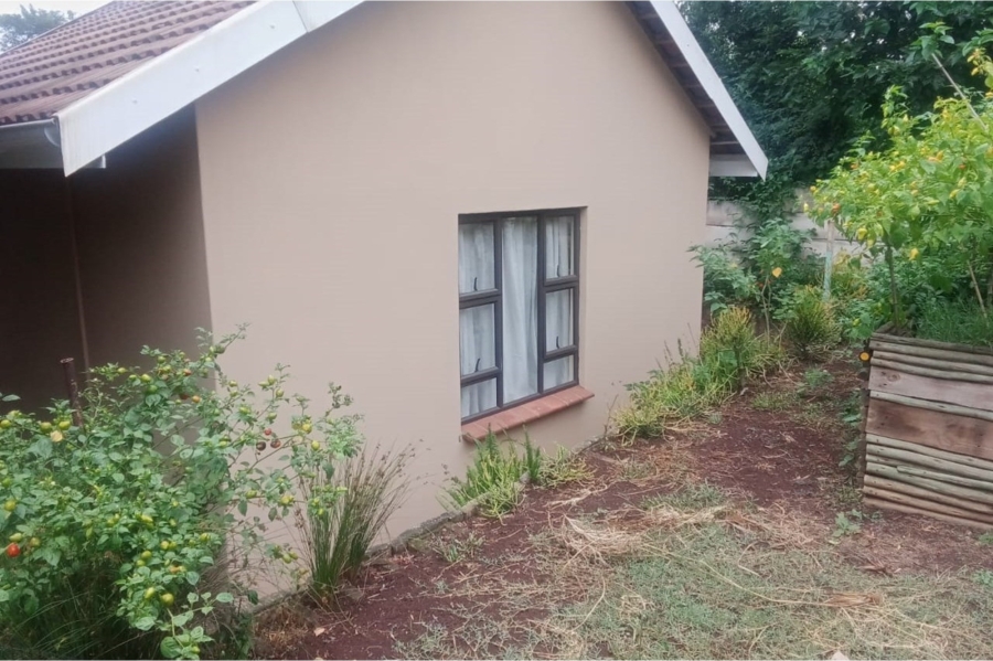 To Let 1 Bedroom Property for Rent in Hayfields KwaZulu-Natal