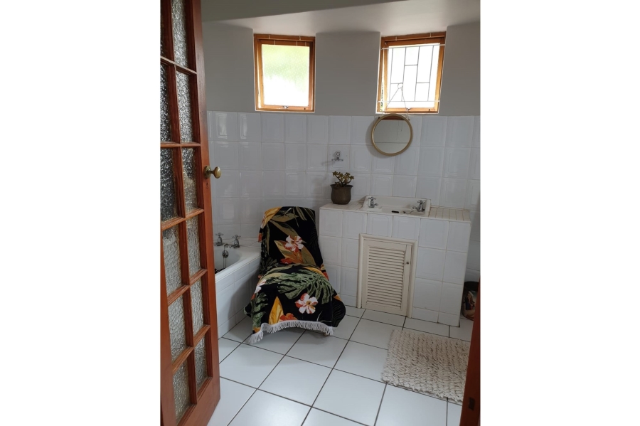 To Let 4 Bedroom Property for Rent in Athlone KwaZulu-Natal