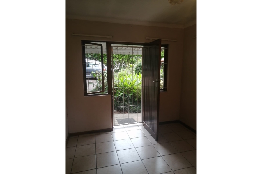 To Let 1 Bedroom Property for Rent in Farningham Ridge KwaZulu-Natal