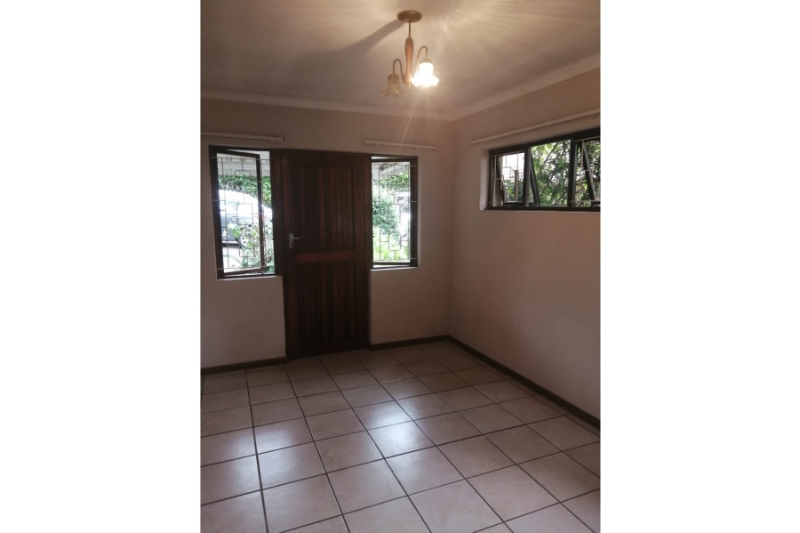 To Let 1 Bedroom Property for Rent in Farningham Ridge KwaZulu-Natal