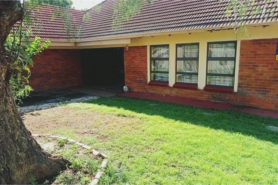 5 Bedroom Property for Sale in Ingagane KwaZulu-Natal