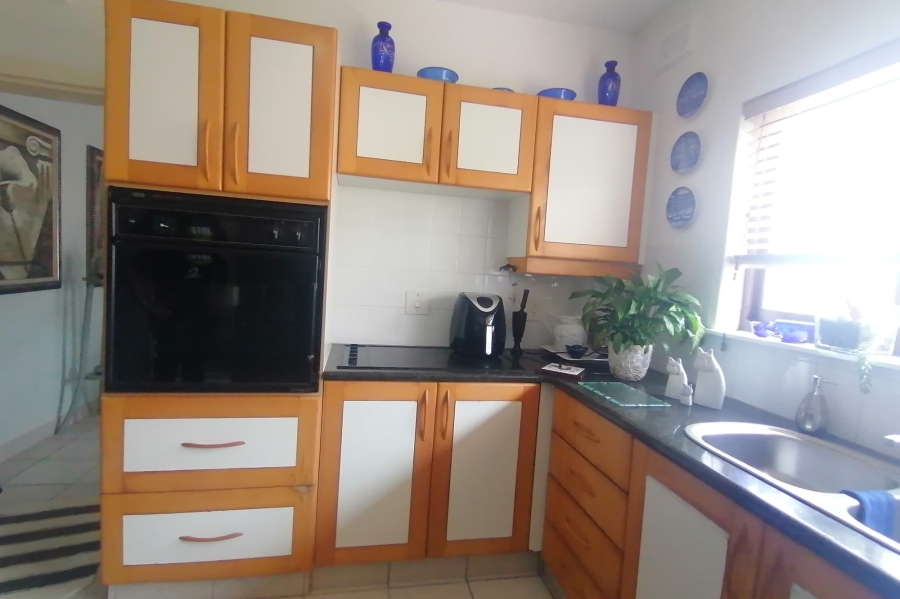 3 Bedroom Property for Sale in St Michaels On Sea KwaZulu-Natal