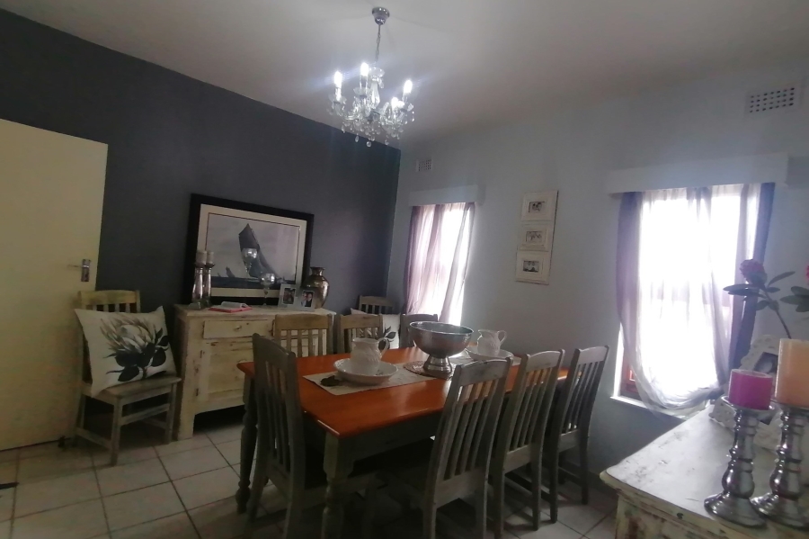 3 Bedroom Property for Sale in St Michaels On Sea KwaZulu-Natal