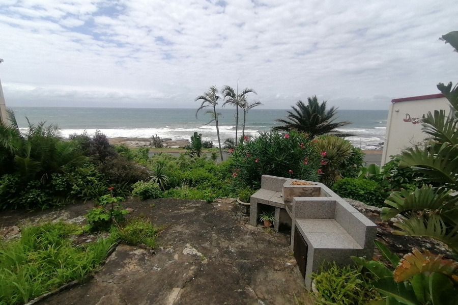 3 Bedroom Property for Sale in St Michaels On Sea KwaZulu-Natal