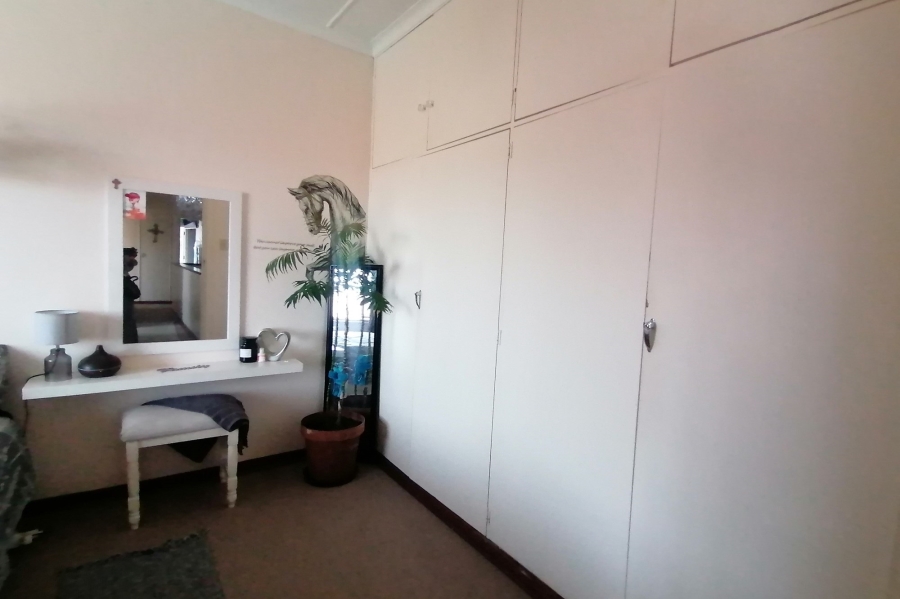 3 Bedroom Property for Sale in St Michaels On Sea KwaZulu-Natal