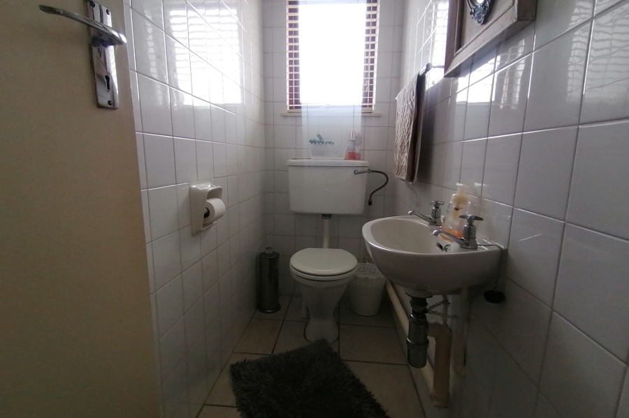 3 Bedroom Property for Sale in St Michaels On Sea KwaZulu-Natal