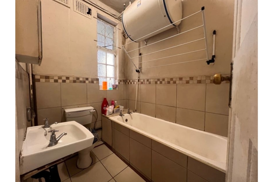 2 Bedroom Property for Sale in Durban Central KwaZulu-Natal